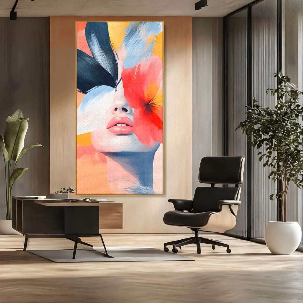 Tablou canvas cu tablou canvas cu fata de femeie si flori pictate, in rama de aluminiu auriu, pe perete intr-un birou